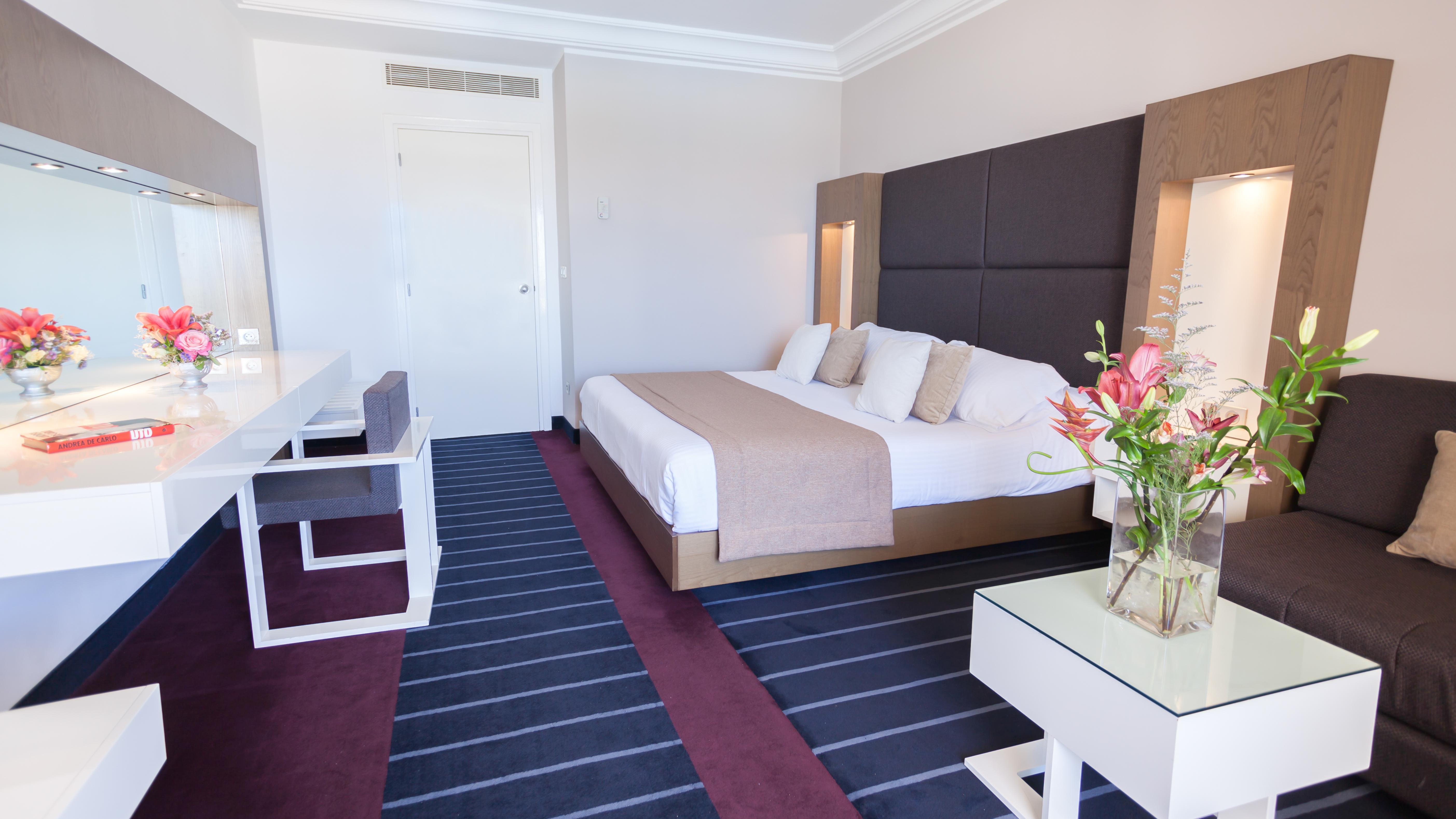 El Mouradi Gammarth Hotel Eksteriør billede A room at the hotel
