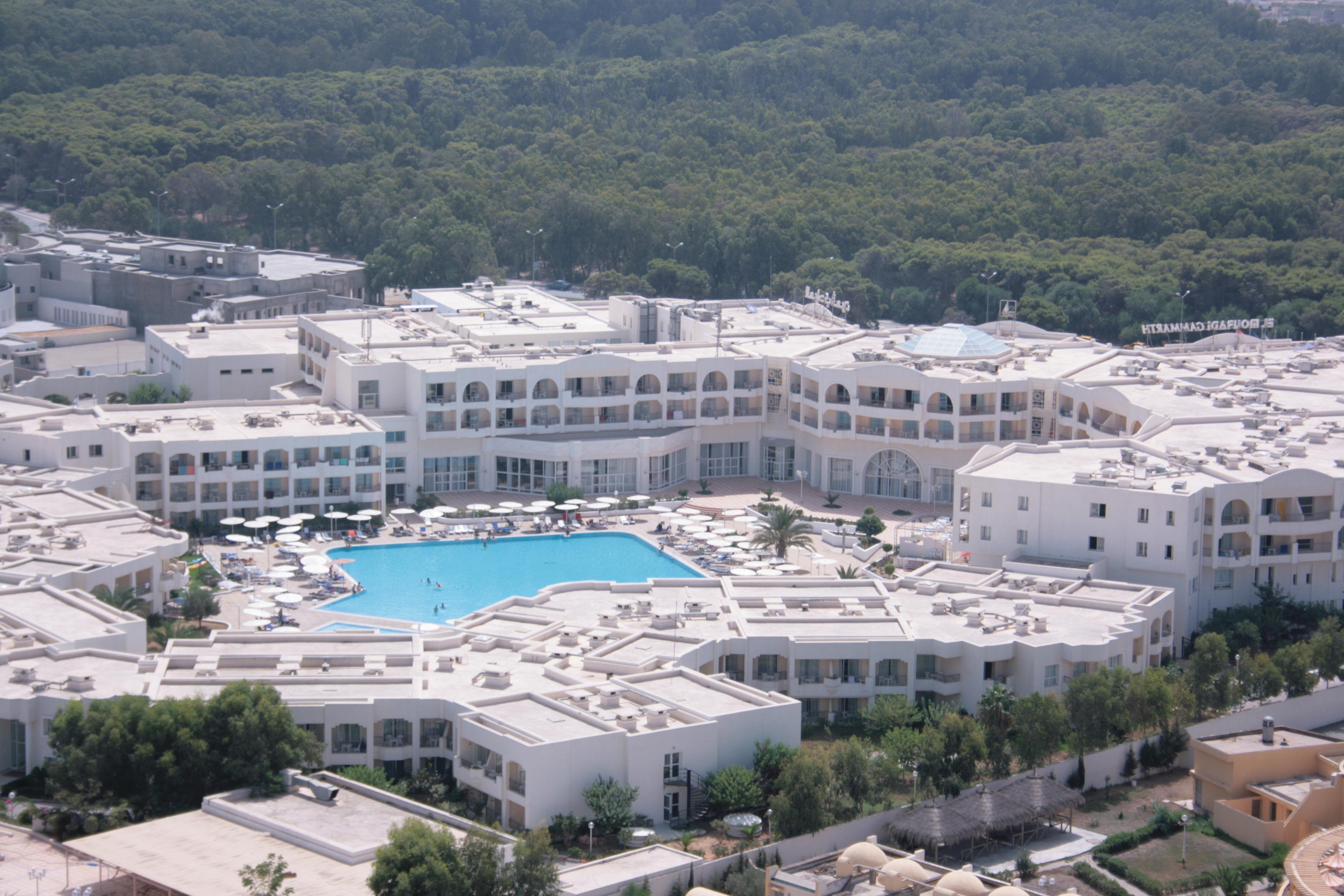 El Mouradi Gammarth Hotel Eksteriør billede A resort in Cala Galdana